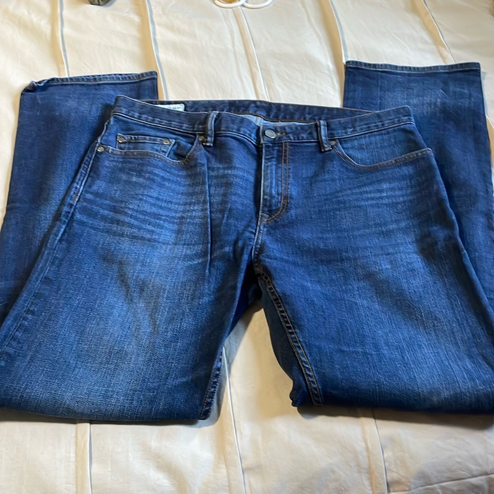 Banana Republic straight 34 waist 32 length blue jeans